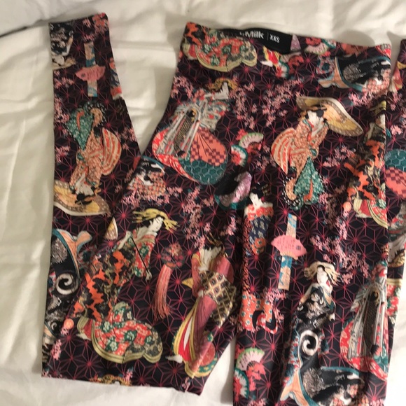 COURTESANS OF KIKUGAWA HWMF LEGGINGS - LIMITED - Picture 6 of 8